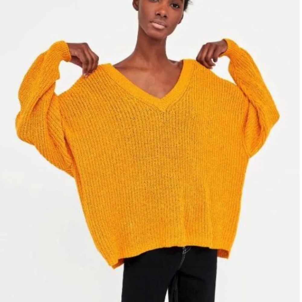 Zara mustard yellow v neck oversized sweater size small